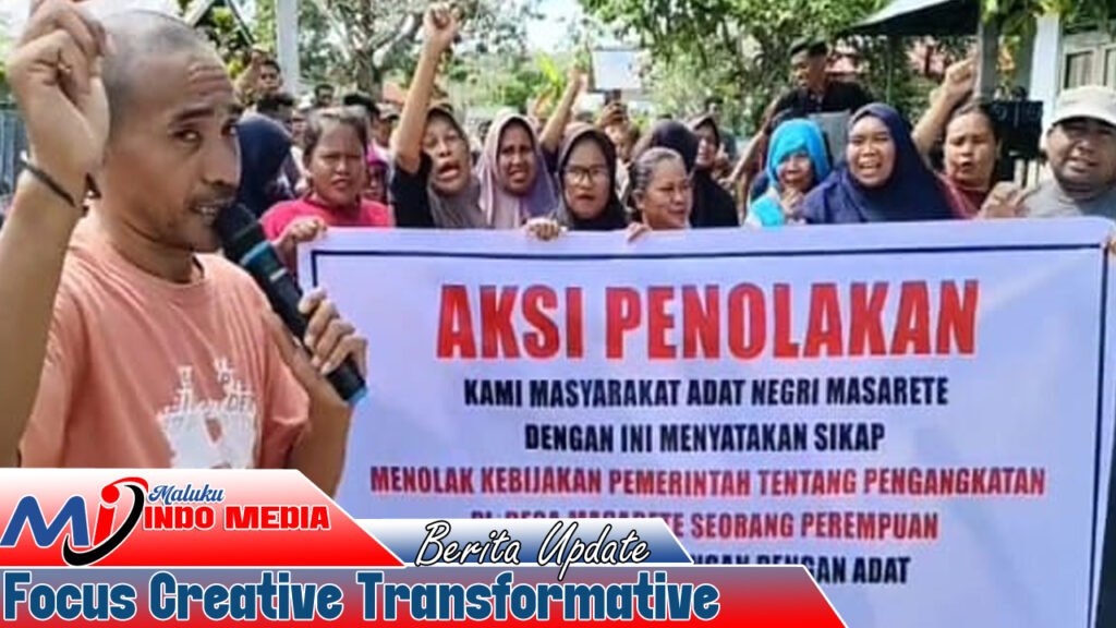 Palang Kantor Desa, Masyarakat Adat Negeri Marsarete Tolak Pejabat Kades Perempuan 