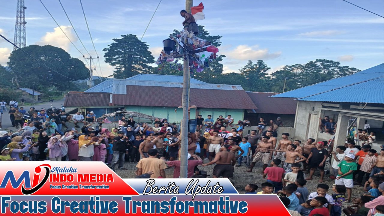 RT 03 Tak Tertandingi di Panjat Pinang Tanah Goyang, Bonus Rp1 Juta Jadi Simbol Kekompakan Warga