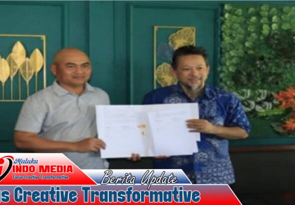 Bupati Aru Terima PLTS Terpadu dari Kementerian ESDM, Desa Aparah Kini Didorong Mandiri Energi