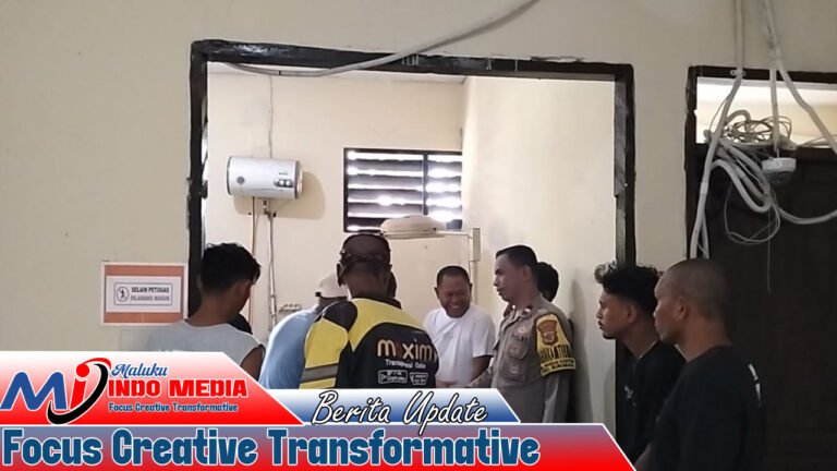 Pohon Beringin Tumbang Bersama Tembok Eks Hotel Monalisa, Warga Waai Meninggal Dunia