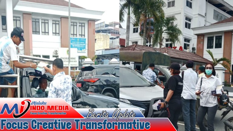 Protokoler kota Ambon bersama Insan Pers bagikan 5.000 Masker, Respon bahaya Karhutla di Maluku   