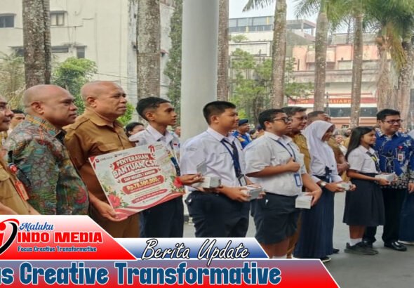 Bank CIMB Niaga Salurkan Bantuan Rp78, 5 Juta untuk Siswa SMP Negeri 7 Ambon, Tanamkan Mimpi dan Kepedulian Pendidikan