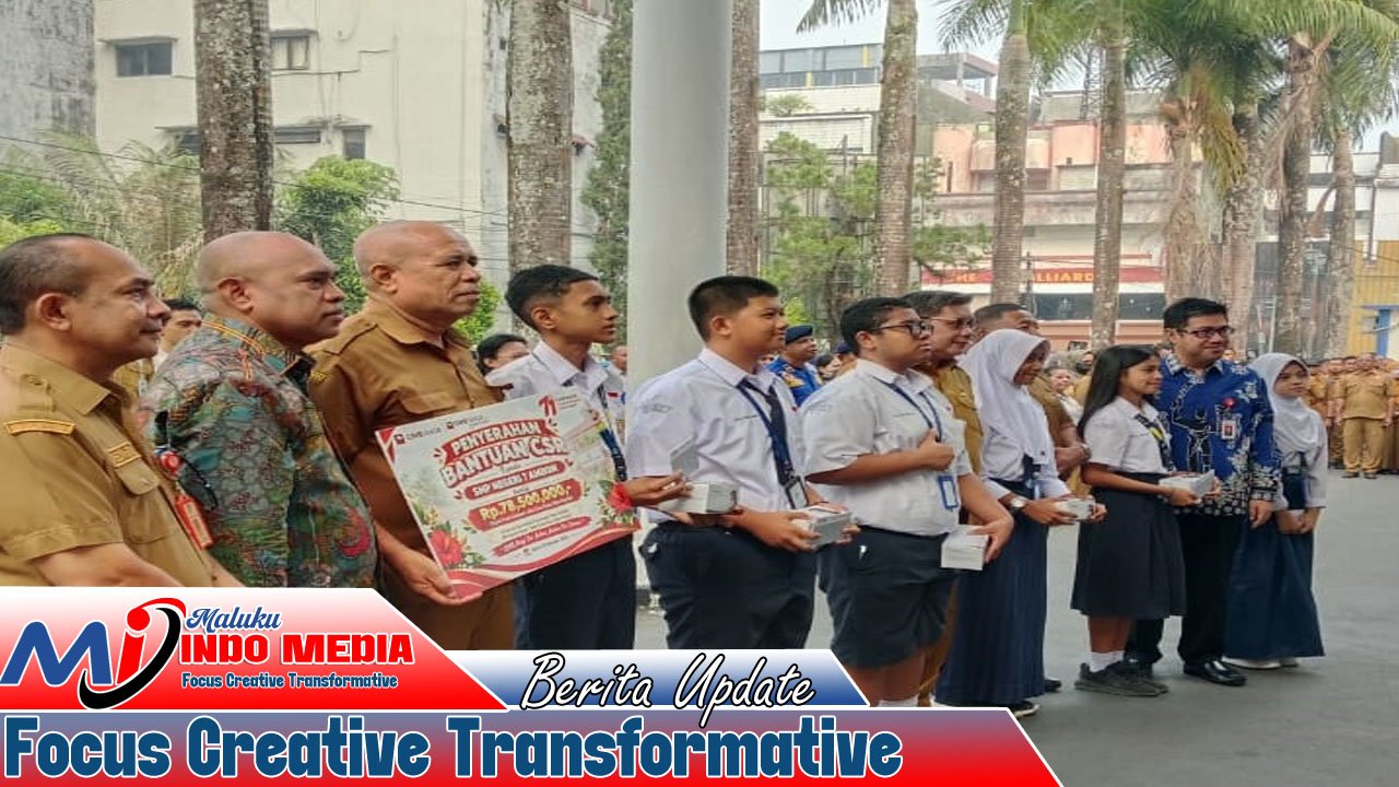Bank CIMB Niaga Salurkan Bantuan Rp78, 5 Juta untuk Siswa SMP Negeri 7 Ambon, Tanamkan Mimpi dan Kepedulian Pendidikan
