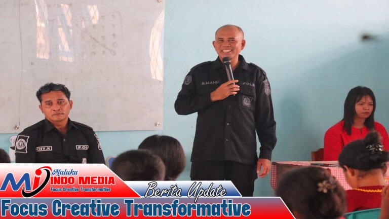 Polisi Mengajar Masuk Sekolah, Humas Polres Tual Bekali Siswa soal Media Sosial dan UU ITE