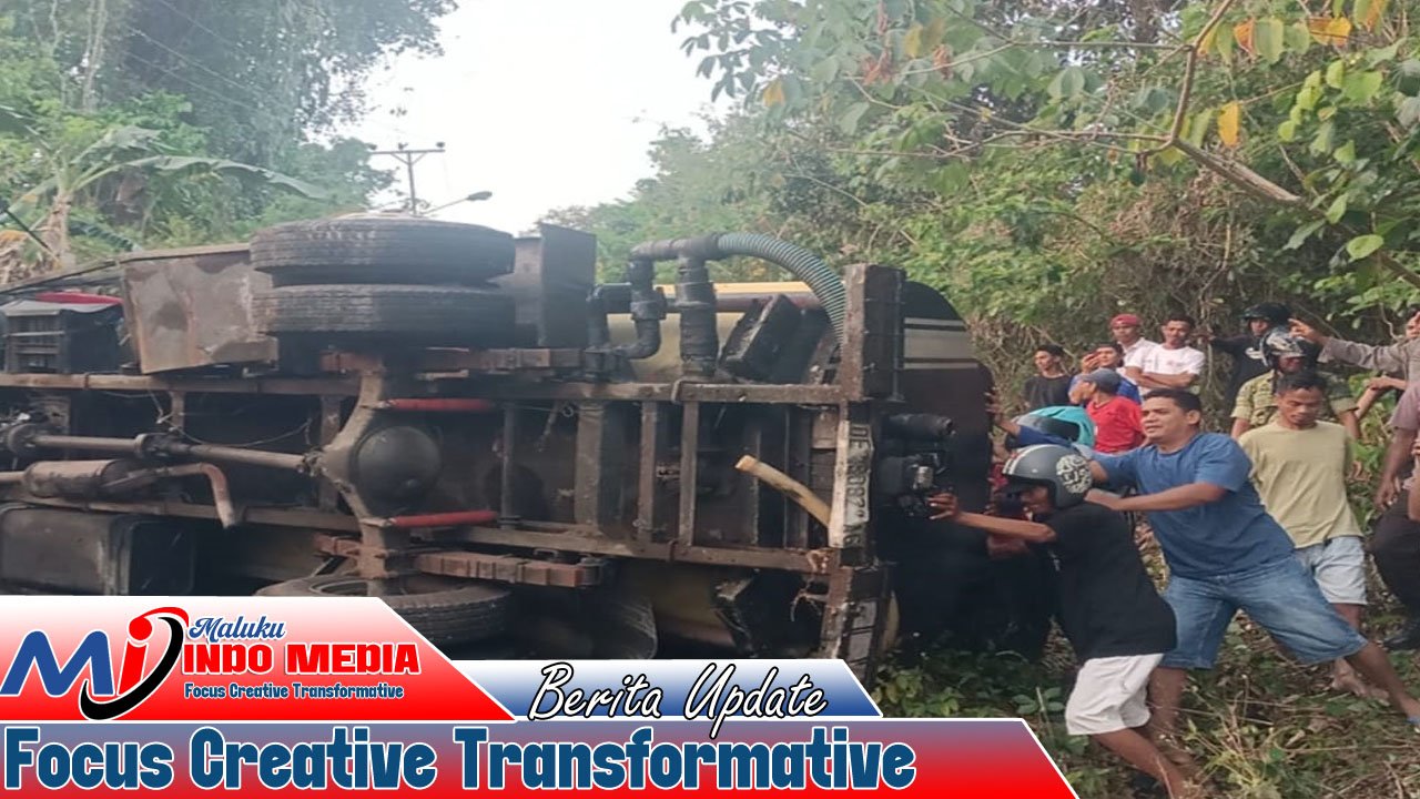 Gagal Taklukkan Tanjakan Taeno, Truk Tangki Air Terguling! Sopir Patah Lengan, Arus Lalu Lintas Sempat Lumpuh